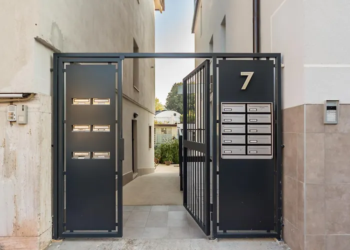 Апартаменты Loft A Cezanne 7